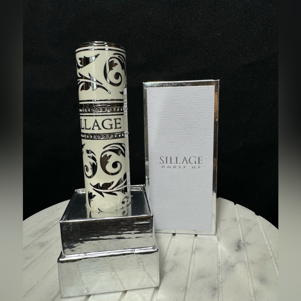 House of Sillage White + Silver Swarovski Crystal Travel Spray Case  (CASE ONLY)